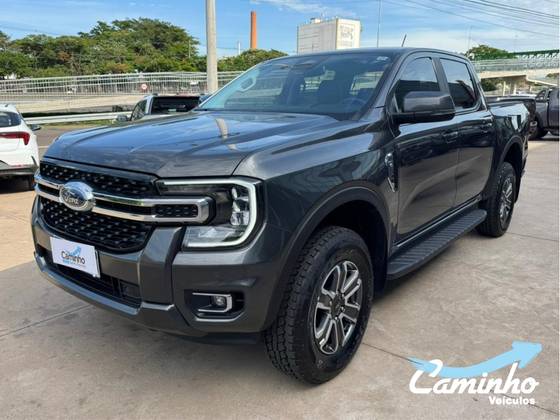 FORD RANGER 3.0 V6 TURBO DIESEL CD XLT 4X4 AUTOMÁTICO FORD RANGER 3.0 V6 TURBO DIESEL CD XLT 4X4 AUTOMÁTICO